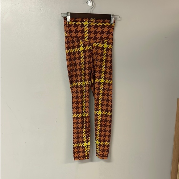 Aerie Brown and Yellow Houndstooth Leggings - Picture 1 of 3